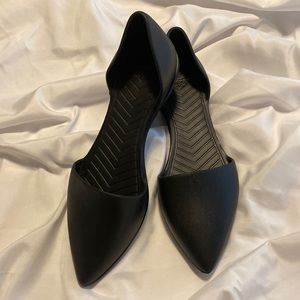 Native black flat slip ons